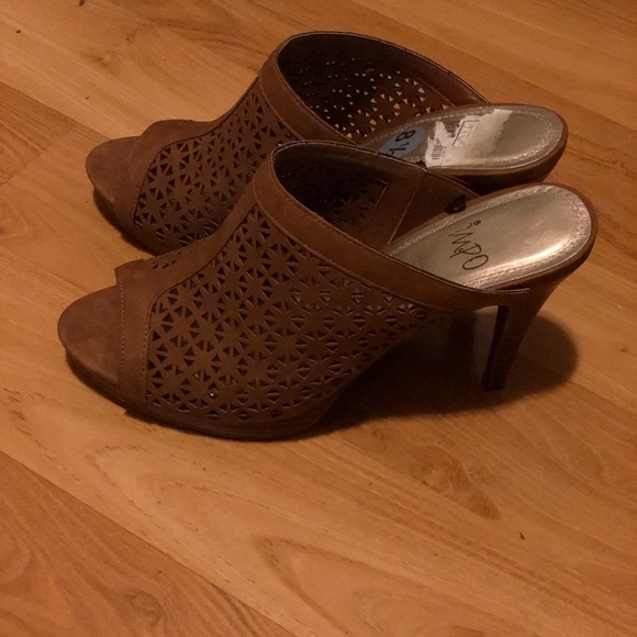 Slide-In Summer Heels - Picture 2 of 5